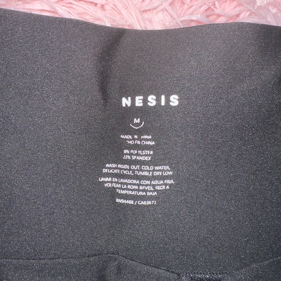 leggings - Picture 2 of 3